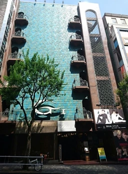 新宿駅 徒歩12分 2F 現況:ダイニングバー 飲食居抜き物件 【飲食可】
