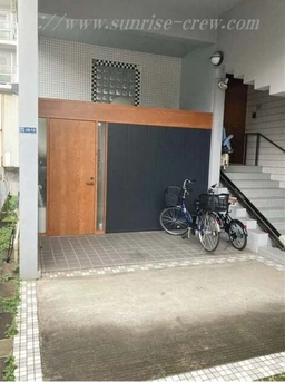 西新宿五丁目駅徒歩5分　飲食不可　