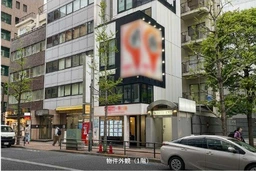 新宿西口駅 徒歩5分 1F スケルトン物件 　店内調理がないカフェ・サービス店舗にオススメ