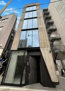 ≪【外苑前 徒歩5分】青山キラー通り沿いの新築ビル｜飲食可の3階スケルトン店舗≫外観