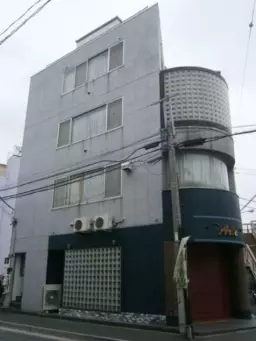 尻手駅 徒歩8分 　市電通り沿い　1～4階　一棟貸