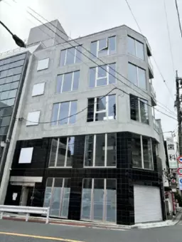 中野駅 徒歩6分 3F スケルトン物件 【飲食可】