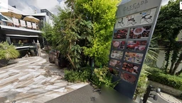 原宿エリアの新築店舗です！地下1階、2階、3階各区画募集中！CASCADE HARAJUKE直結です！
