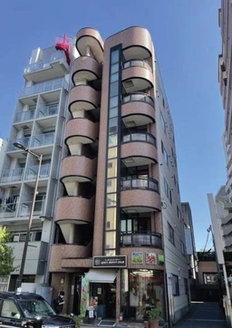国分寺駅徒歩3分　業態相談外観