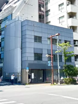 飯田橋駅 徒歩1分　目白通り沿い 1F〜2F 路面スケルトン物件