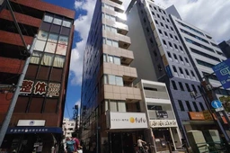 池袋駅徒歩3分　飲食不可　クリニック、塾等ご相談ください