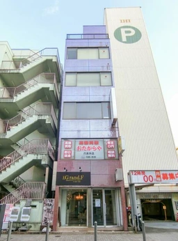 六本木駅 徒歩4分 1F 現況:美容室・理容室 その他居抜きなど物件 【飲食不可】外観