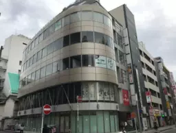 松戸駅 徒歩2分 　松ノ木通り沿い　4階 【飲食可】