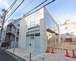 ≪明治神宮前駅 徒歩1分｜B1-2階一括・291.52㎡｜店舗事務所≫外観