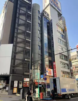 好立地！新宿サブナード接続★新宿駅 徒歩4分  地下2階エステサロン居抜き物件【造作無償・スケルトン相談可】外観