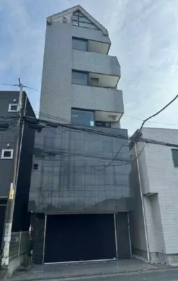 立川駅 徒歩15分 　立川昭島線沿い　1棟貸外観