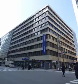 本町駅 徒歩2分 本町通沿い B1F店舗 【飲食不可】外観