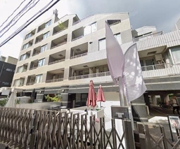 ≪原宿駅 徒歩2分｜1階・32.85㎡｜アイスクリーム店舗居抜き≫外観