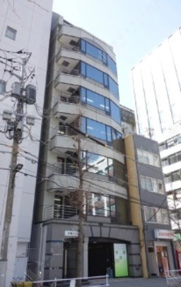 新橋駅 徒歩6分 B1F スケルトン物件 【軽飲食可】外観