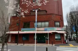 小川町駅 徒歩4分 オフィス街角地 1Fスケルトン物件 【重飲食可】