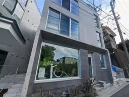 井の頭公園駅 徒歩1分 1F〜2F〈103号室〉メゾネット物件 【飲食可】