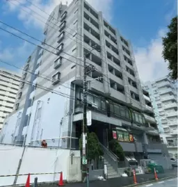 磯子駅 徒歩2分 2F 現況:ハンバーグ・ステーキ屋飲食居抜き物件 【重飲食相談可能】