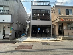 東中野駅・落合駅 徒歩4分 2F 新築スケルトン物件 【何業も可】外観
