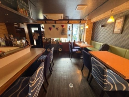 視認性良好な谷町筋沿い◆レストランバー居抜き・造作譲渡外観