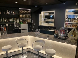 江古田駅 徒歩1分 2F 現況:ガールズバー 飲食居抜き物件 【何業も可】外観