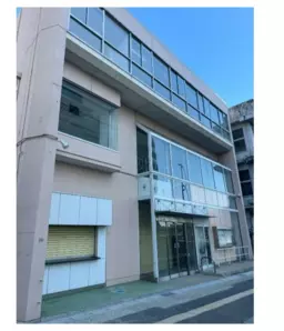 【木更津駅徒歩1分】1〜2階一括貸しの圧倒的スケール！164坪の大箱で地域最大級の出店を外観