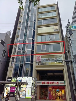川口駅徒歩3分！100坪超の大型店舗で理想の店舗づくりを実現！外観
