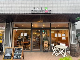 青葉区（こどもの国駅 徒歩4分） 1F 現況:イタリアン 居抜き物件 【飲食可】外観