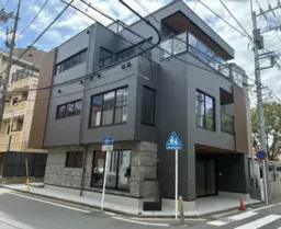 横浜駅 徒歩6分 2026年7月新築 1F〜3F一棟貸しスケルトン物件 【重飲食可】外観