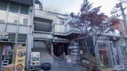 人気の新大久保エリア！造作費:無償営　業時間:24時間可能　テラス席利用可能外観