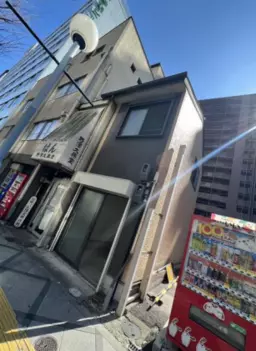東梅田駅 徒歩7分 国道沿い 1F〜2F一括貸し 不動産店居抜き物件 【飲食可】