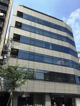 ≪明治神宮前駅 徒歩7分｜6階・約221㎡｜店舗・事務所利用可≫外観