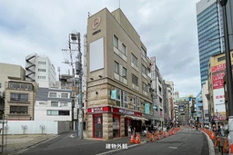 平凡立教前ビル　池袋駅地下鉄出口徒歩2分。立教通りに面する好立地！