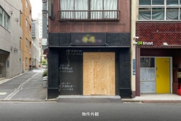 竹内ビル　人形町駅徒歩3分！ダクトが屋上まで伸びたラーメン屋の居抜き物件が出ました。