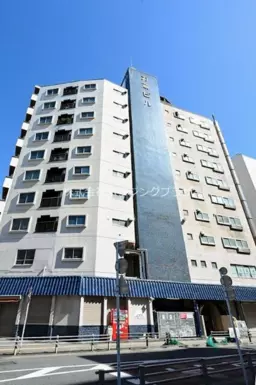 【YU0708】明大前駅徒歩圏内！マンションタイプの1室！サロンや背板におすすめ！