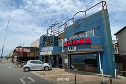 Kamakura310ビル　七里ヶ浜駅から徒歩2分。人気の飲食店が並ぶベイエリアある物件です。