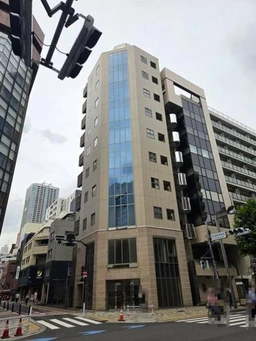 ≪新宿御苑前駅 徒歩1分｜1-2階一括・118.85㎡｜店舗事務所≫