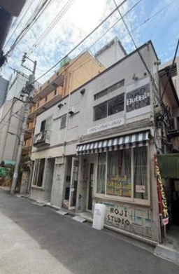 新宿3分｜路面店・飲食相談可外観