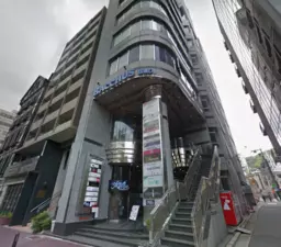 三ノ宮駅 徒歩5分 大通り沿い角ビル 3F飲食店居抜き物件 【飲食可】外観