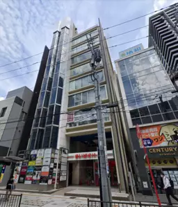 【川口駅東口２分】４階１１３坪。スケルトン、天高3,200有り。用途変更可能【飲食相談可能】外観