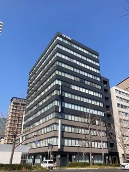 淀屋橋駅 徒歩4分 御堂筋沿い 視認性高 地下1階 ワンフロア使用 スケルトン 【飲食可】外観