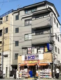 八坂神社徒歩1分！祇園·東大路通に面する路面店！　重飲食相談可能！