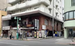 ≪【新大久保 徒歩6分】大久保通り沿いの居抜き店舗｜前焼き鳥・飲食可の2階区画≫