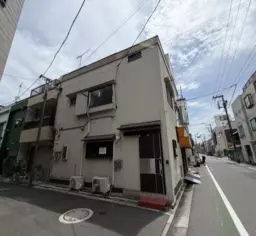 ■北千住駅 徒歩5分 1F〜2F 現況:内装工事中（住居仕様） 【飲食店・サービス店舗・民泊可、その他応相談】
