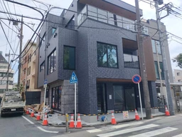 横浜駅 徒歩8分◆重飲食相談可◆契約年数相談可◆分割でも募集中◆『沢渡中央公園』目の前◆旧東海道スグ◆隠れ家的テナント◆外観
