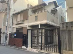 天王寺駅 徒歩2分 2F住居仕様物件 【飲食可】
