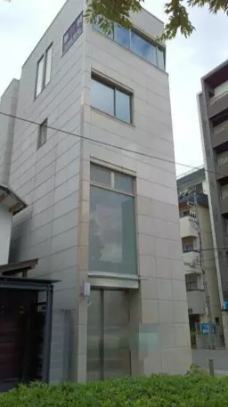 玉造駅 徒歩5分 1F〜2F一括貸し クリニック居抜き物件 【飲食可】外観
