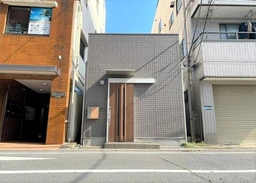 西新井駅西口徒歩5分のデザイン性ある1F路面築浅テナント！