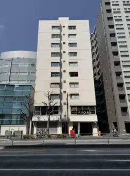 新宿三丁目駅 徒歩3分 2F スケルトン物件 【重飲食可】外観