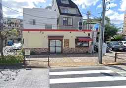 曙橋駅 徒歩8分／余丁町通りに面す／小規模な飲食可能店【重飲食相談】外観