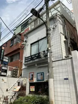 六本木駅 徒歩2分 1F　スケルトン物件 【重飲食可】前テナント：フレンチ外観